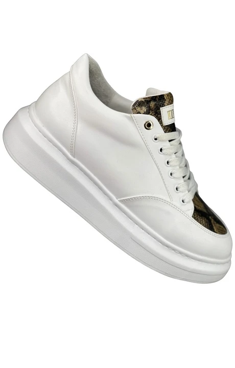 Shoes Martin Valen with White Design