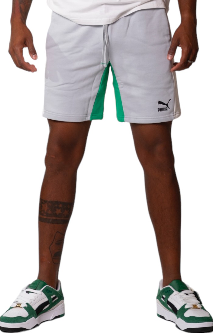Puma Classics Block 8 Shorts in Weiß und Grün
