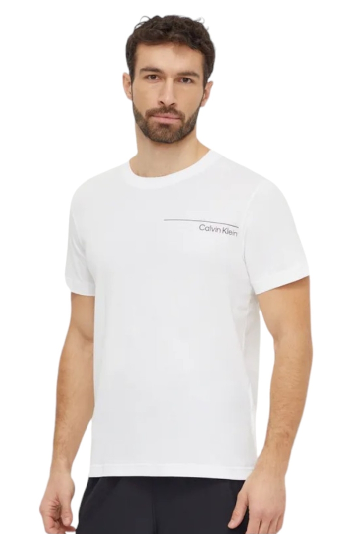 T-shirt bianca della linea Basic di Calvin Klein