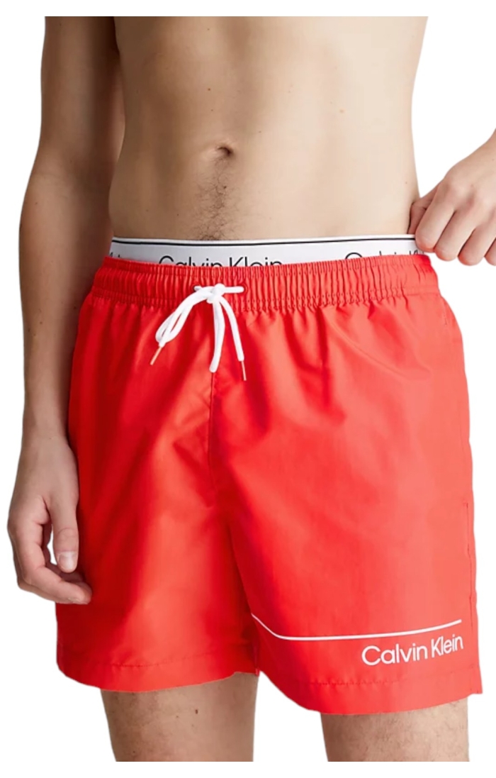 Calvin Klein Badeanzug mit rotem Doppelbund